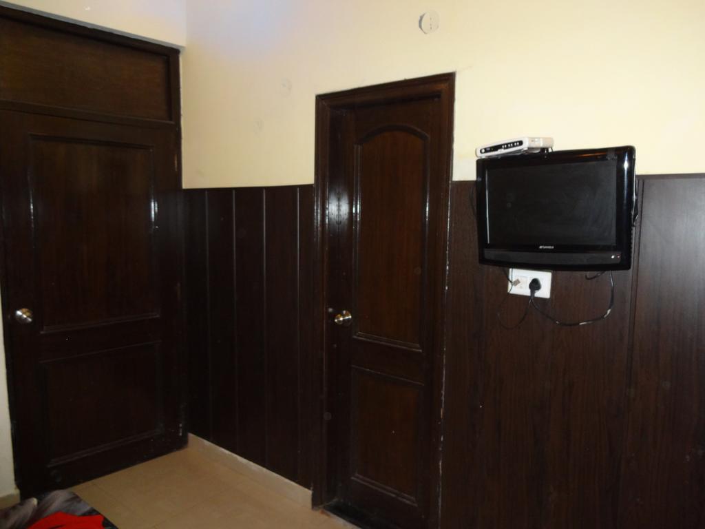 Hotel Darbar View Amritsar Zimmer foto